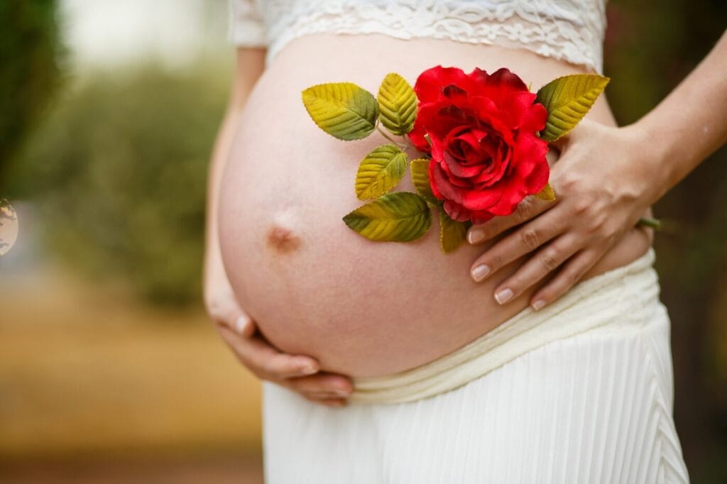 Reasons and Symptoms of PCOS Miscarriage - How to Prevent Naturally?